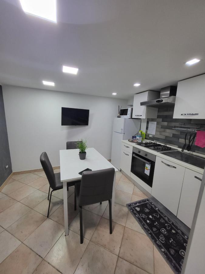 L'Approdo Di Dante Apartment Naples Exterior photo