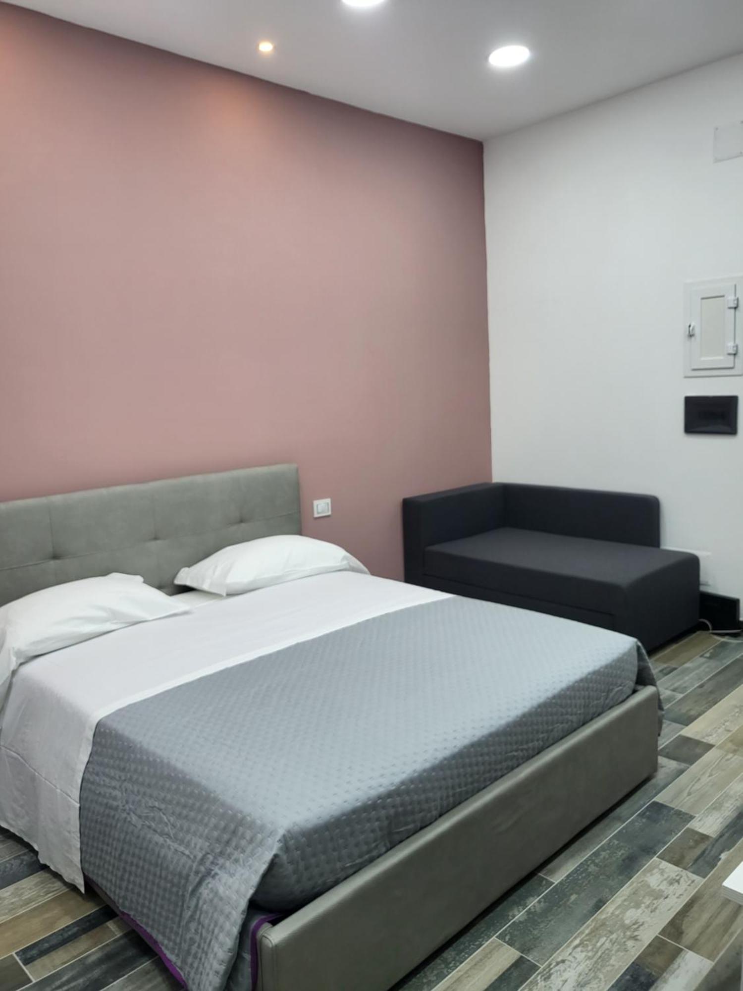 L'Approdo Di Dante Apartment Naples Exterior photo
