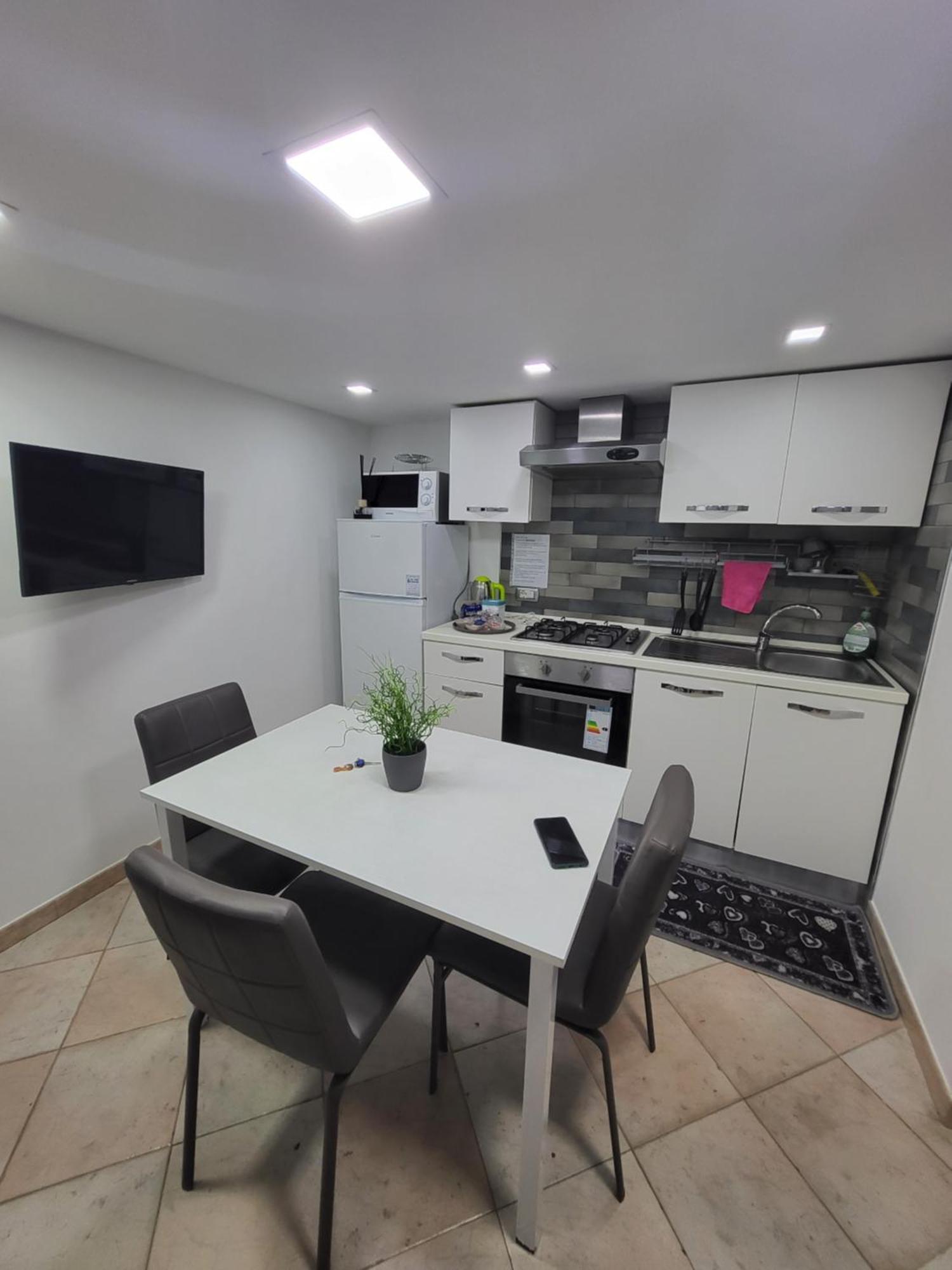 L'Approdo Di Dante Apartment Naples Room photo